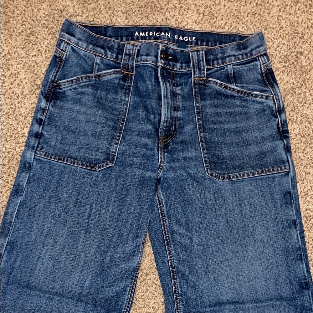 American Eagle Outfitters Women’s Dark Blue Relaxed Jeans - Picture 2 of 4